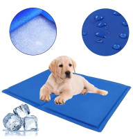 Охлаждающий гелевый коврик для собак и котов Trixie Cooling Mat, размер М 50х40см синий, Трикси 28685